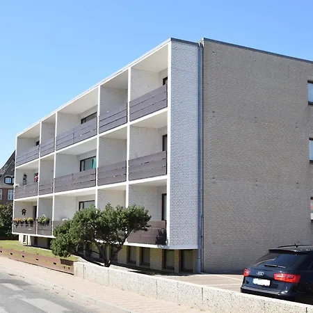 Moderne 2 Zimmerwohnung Mit Grosszuegigem Suedbalkon In Der Ersten Etage